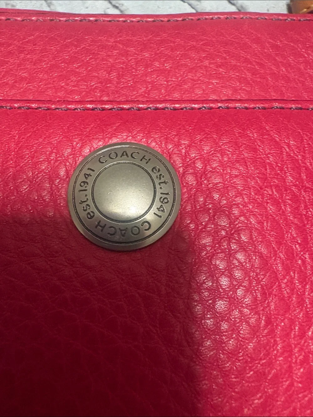 Vintage Coach y2k chelsea bag in fuchsia red - Picture 5 of 6